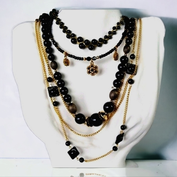 Vintage Jewelry - Vintage Elegant Black and Gold Jewelry 9 Piece Resellers Lot